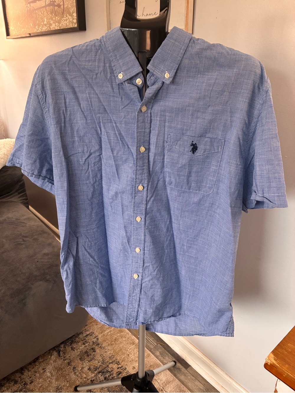 crown & ivy Light Blue Short-Sleeve Button-Down Shirt with Pocket Embroidery